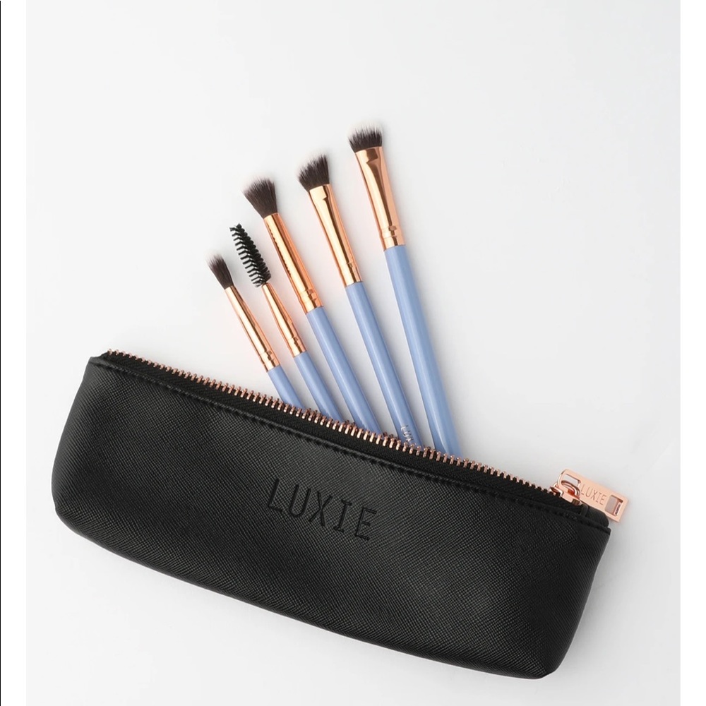LUXIE Wanderlust Makeup Brush Set
